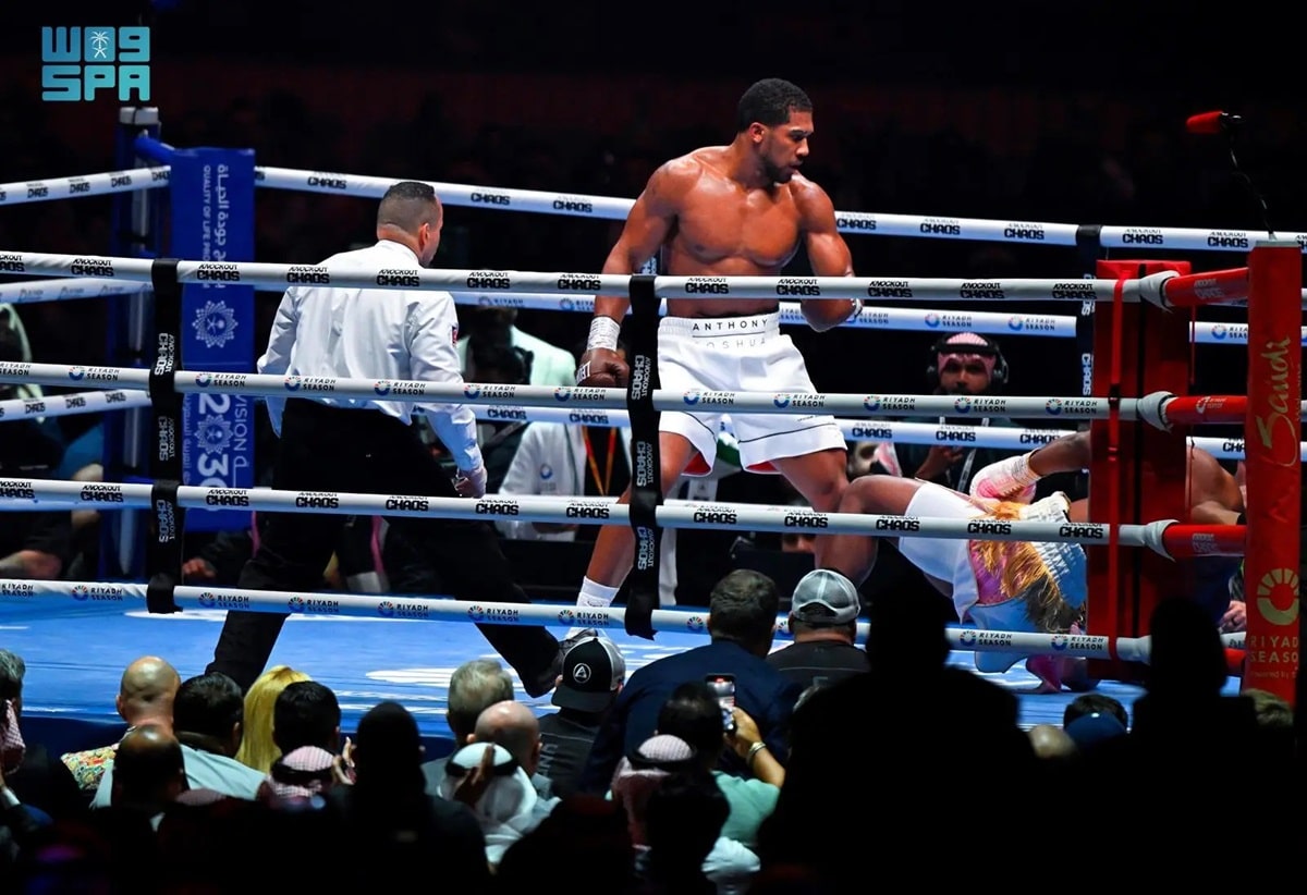 Anthony Joshua delivers a commanding performance in the ring.